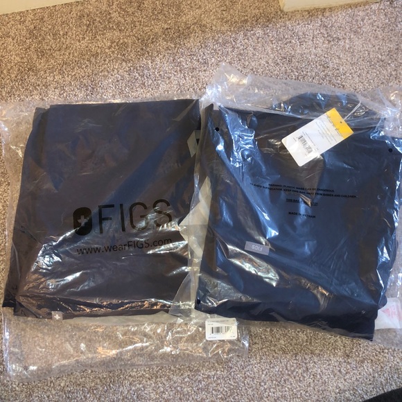 Figs Other - BRAND NEW navy blue Women’s FIGS scrubs